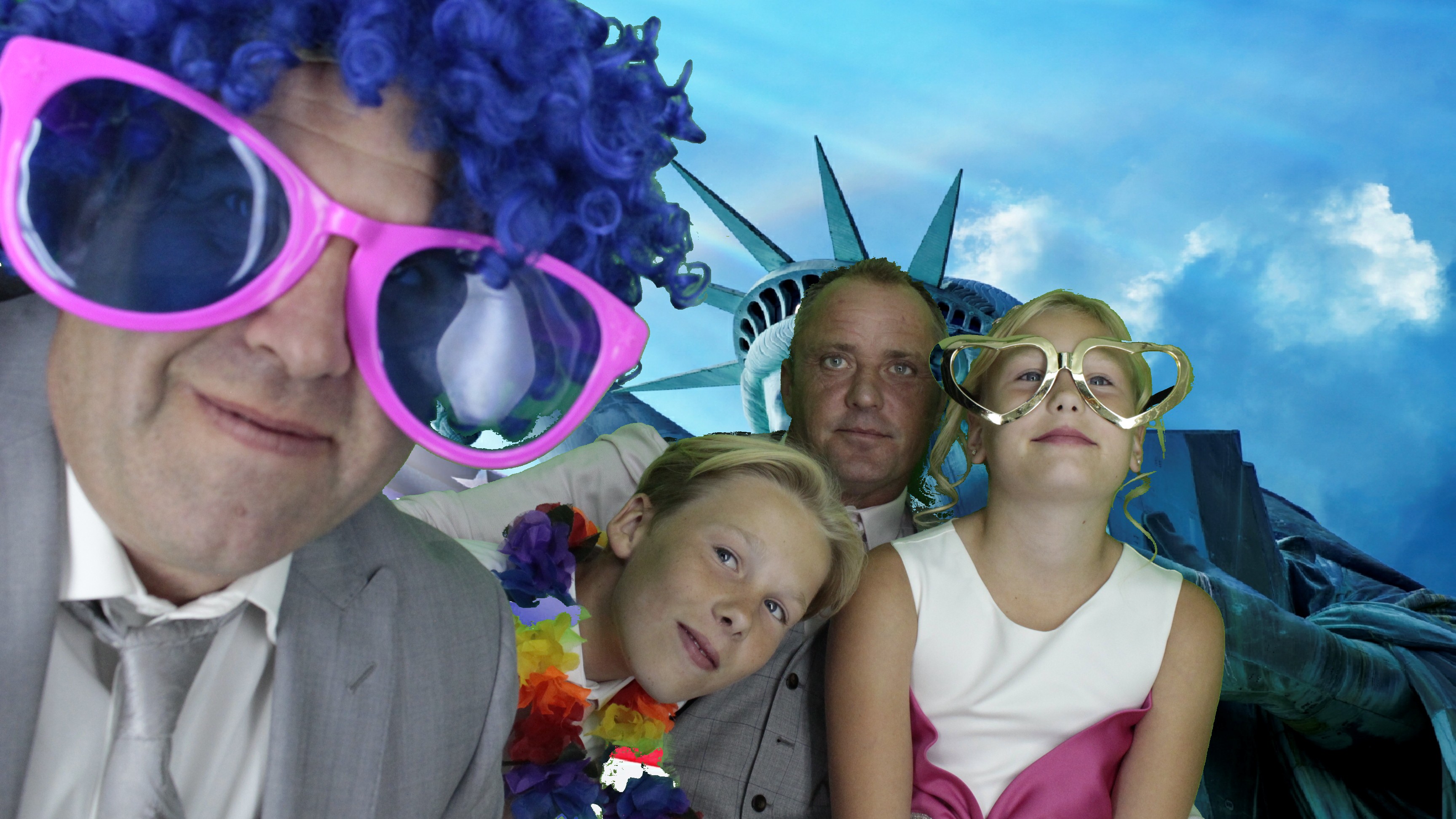 Alan & Maddie | View more photos from the event at gallery.myphotoboothexperience.co.uk/u/MyPhotoBoothExperienceLtd/Alan-Maddie